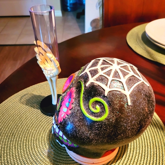 Skull - Picture 7 of 7